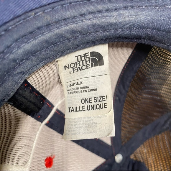 The North Face Mudder Trucker Hat Red/ Navy One Size Adjustable - Picture 7 of 8